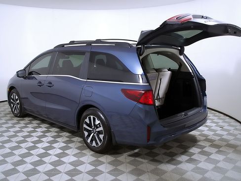 Used 2026 Honda Odyssey EX-L image 9
