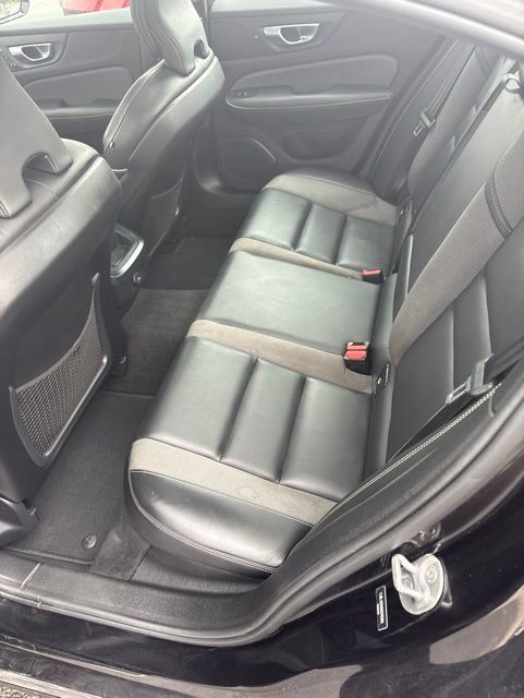Used 2024 Volvo S60 B5 Plus AWD/4WD image 29