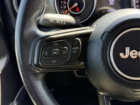 Used 2023 Jeep Gladiator Sport image 20