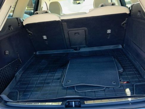 Used 2019 Volvo XC60 T8 Inscription w/ Advanced Package image 7