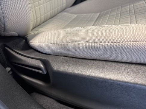 New 2026 Honda HR-V LX image 26