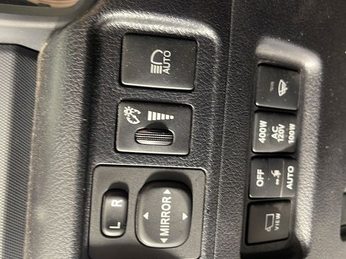 Used 2023 Toyota 4Runner Limited image 17