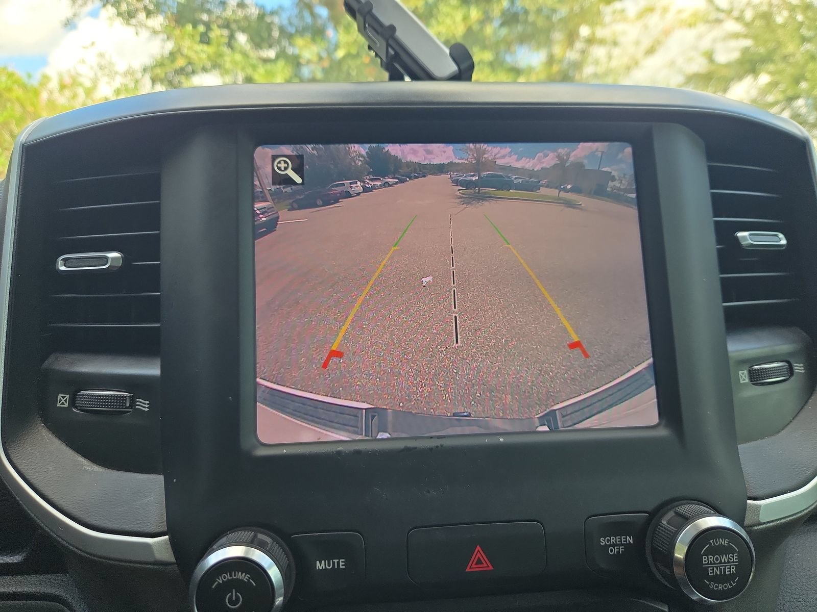 Used 2020 RAM 1500 Big Horn AWD/4WD image 10