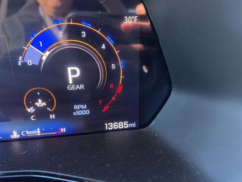 Used 2024 Chevrolet Colorado LT image 24