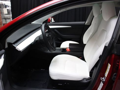 Used 2022 Tesla Model 3 image 26