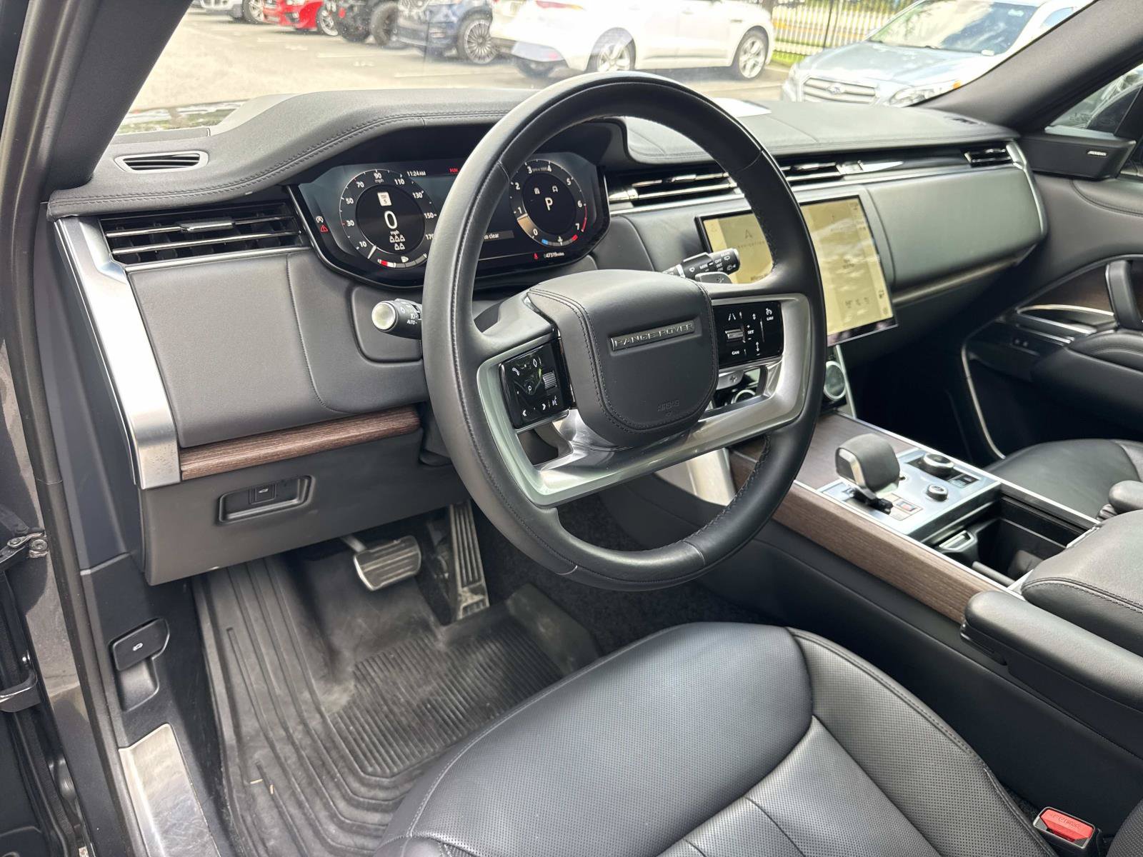 Certified 2023 Land Rover Range Rover Long Wheelbase SE AWD/4WD image 23