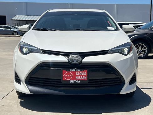 Used 2018 Toyota Corolla LE FWD image 11