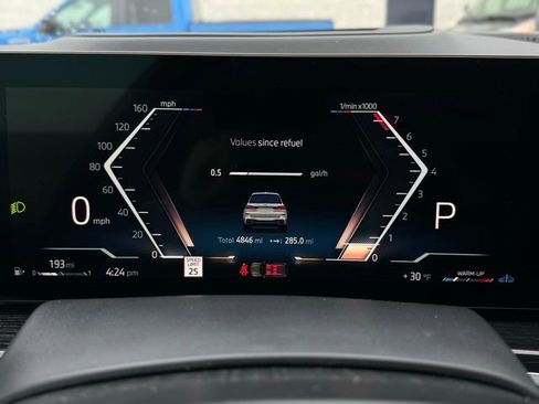 Used 2026 BMW X7 xDrive40i w/ M Sport Package image 34