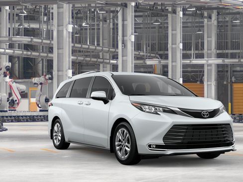 New 2026 Toyota Sienna Limited AWD/4WD image 15