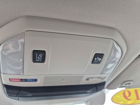 Used 2019 Subaru Ascent Limited AWD/4WD image 27