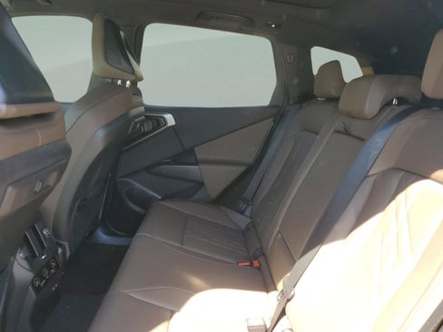 Used 2025 BMW X3 xDrive30i w/ Premium Package image 11