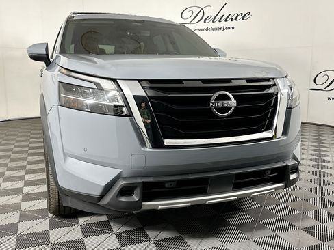 Used 2023 Nissan Pathfinder Platinum w/ Cargo Package image 34