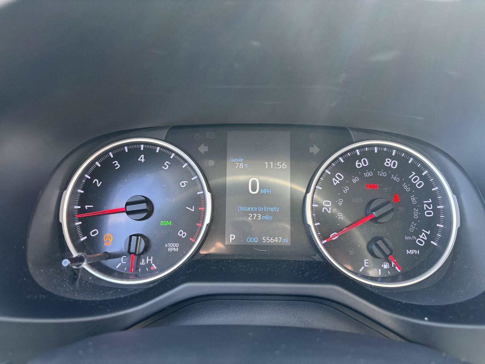 Used 2020 Toyota RAV4 XLE Premium FWD image 29