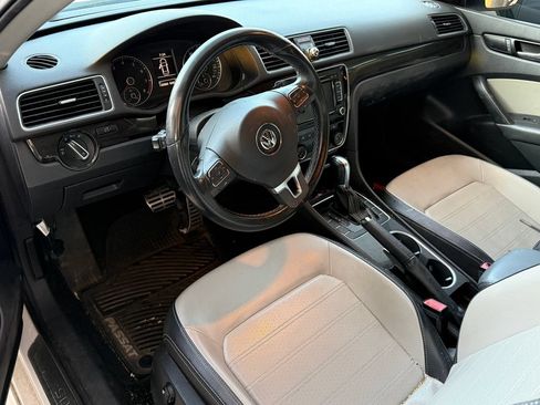Used 2015 Volkswagen Passat 1.8T Sport FWD image 10