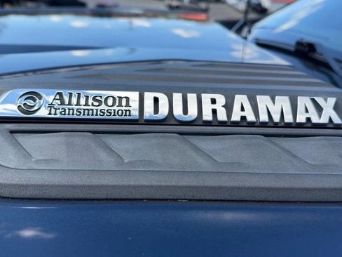 Used 2022 Chevrolet Silverado 2500 LT w/ Convenience Package image 13