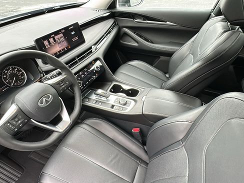 Certified 2024 INFINITI QX60 Pure image 21