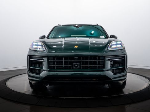 Certified 2026 Porsche Cayenne GTS image 10
