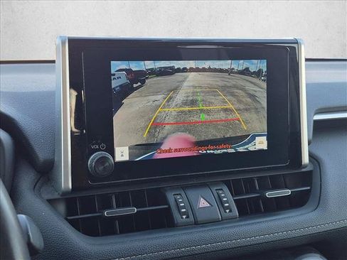 Used 2023 Toyota RAV4 XLE Premium FWD image 10