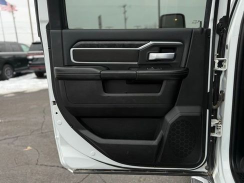 Used 2024 RAM 2500 Big Horn w/ Off Road Package image 16
