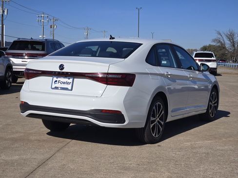 New 2026 Volkswagen Jetta Sport image 4