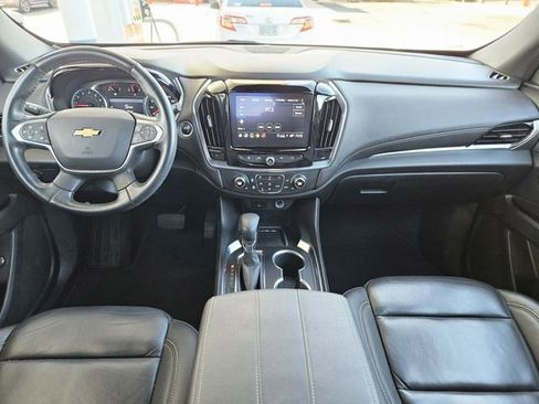 Used 2023 Chevrolet Traverse LT FWD image 15
