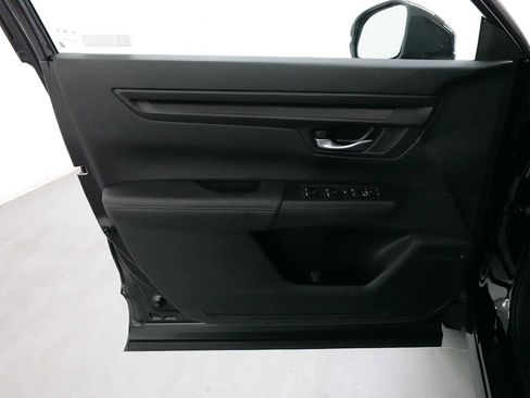 Certified 2025 Honda CR-V EX image 10