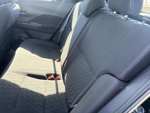 Certified 2024 Nissan Kicks SV image 13