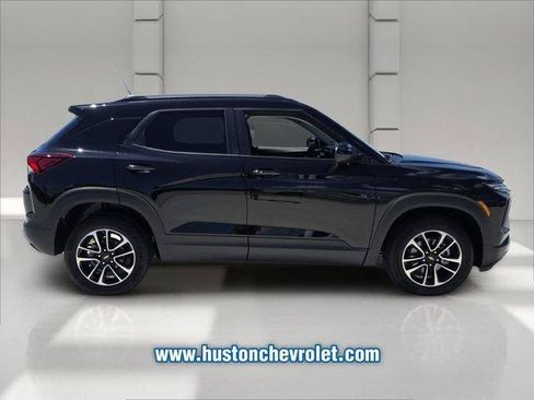 New 2026 Chevrolet TrailBlazer LT w/ Driver Confidence Package FWD image 6