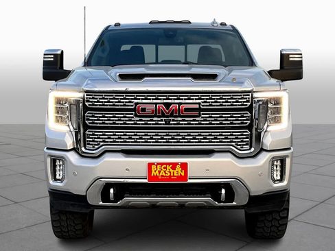 Used 2022 GMC Sierra 3500 Denali AWD/4WD image 3