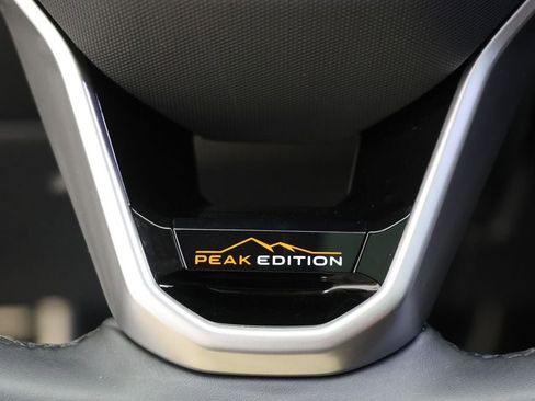 Used 2024 Volkswagen Atlas Peak Edition SE image 20