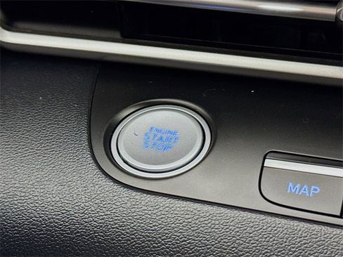 Certified 2023 Hyundai Elantra SEL w/ Convenience Package image 28