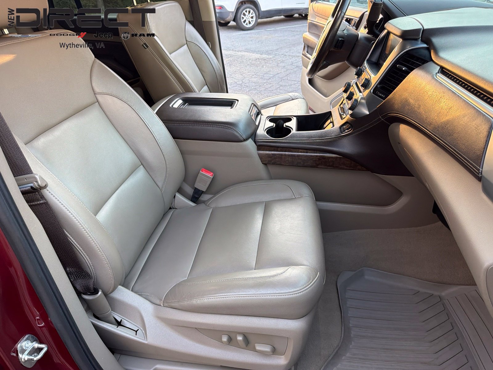 Used 2019 Chevrolet Tahoe LT w/ Luxury Package AWD/4WD image 33