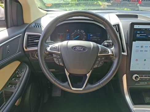 Used 2024 Ford Edge SEL AWD/4WD image 19