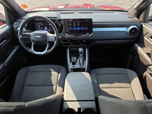 Used 2024 Chevrolet Colorado LT w/ LT Convenience Package II AWD/4WD image 41