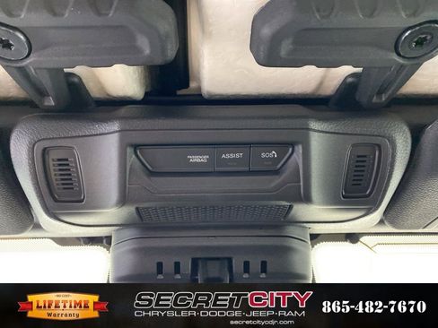 New 2026 Jeep Gladiator Sport image 22