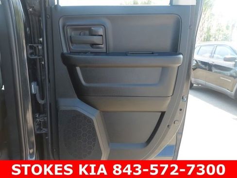 Used 2018 RAM 1500 Express w/ Black Ram 1500 Express Group image 26