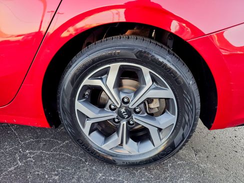 Used 2021 Kia Forte LXS image 10