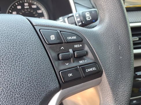 Used 2021 Hyundai Tucson SEL FWD image 25