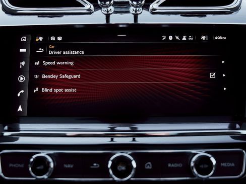 Used 2022 Bentley Bentayga image 77