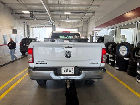 Used 2022 RAM 2500 Big Horn AWD/4WD image 4
