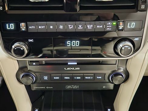 Used 2022 Lexus GX 460 Premium image 38