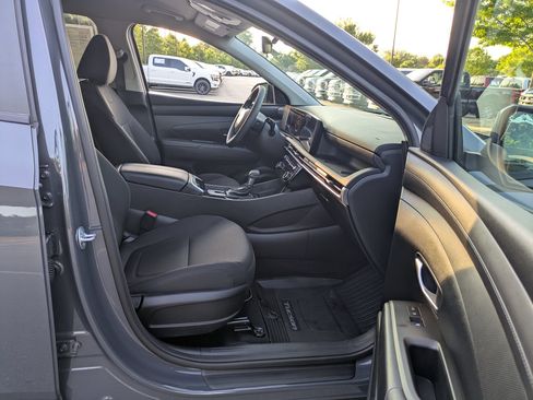 Used 2025 Hyundai Tucson SEL FWD image 38