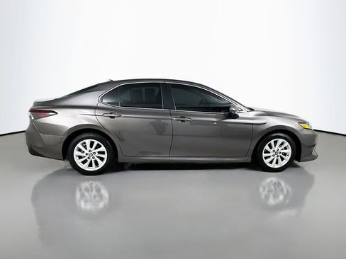Used 2023 Toyota Camry LE FWD image 7