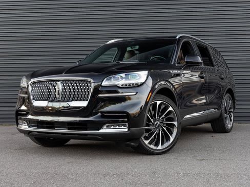 Used 2020 Lincoln Aviator Reserve w/ Equipment Group 202A image 1