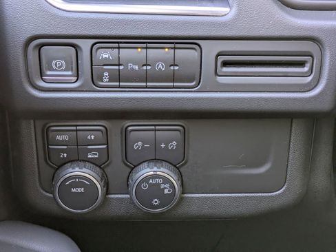 Certified 2023 Chevrolet Tahoe LT image 17