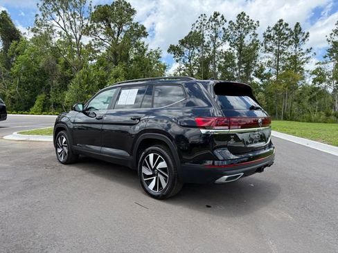 Used 2026 Volkswagen Atlas SE AWD/4WD image 3