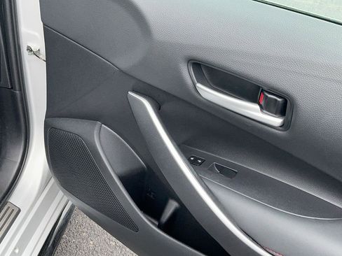 Certified 2023 Toyota Corolla SE w/ Carpet Mat Package (TMS) FWD image 8