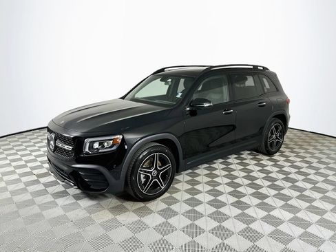 Certified 2023 Mercedes-Benz GLB 250 image 3