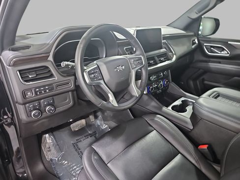 Certified 2023 Chevrolet Tahoe Z71 w/ Luxury Package AWD/4WD image 22