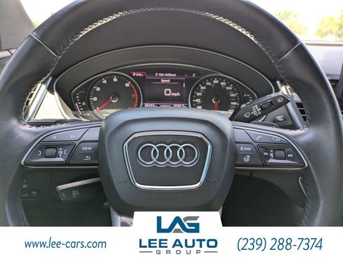 Used 2020 Audi Q5 2.0T Premium w/ Titanium Sport Package AWD/4WD image 25